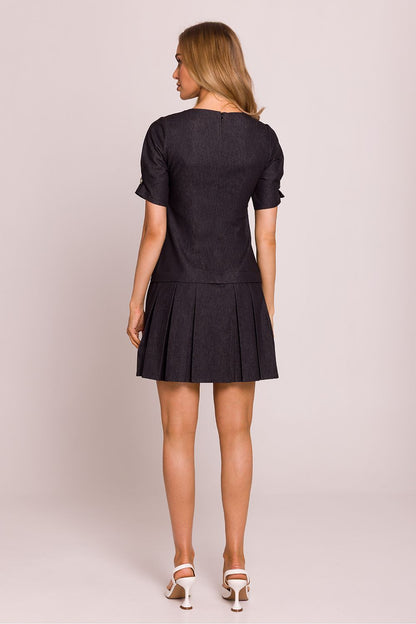 Sophisticated mini dress by Moe available in sizes S to XL, featuring breathable fabric and elegant pleats, for a flattering silhouette.