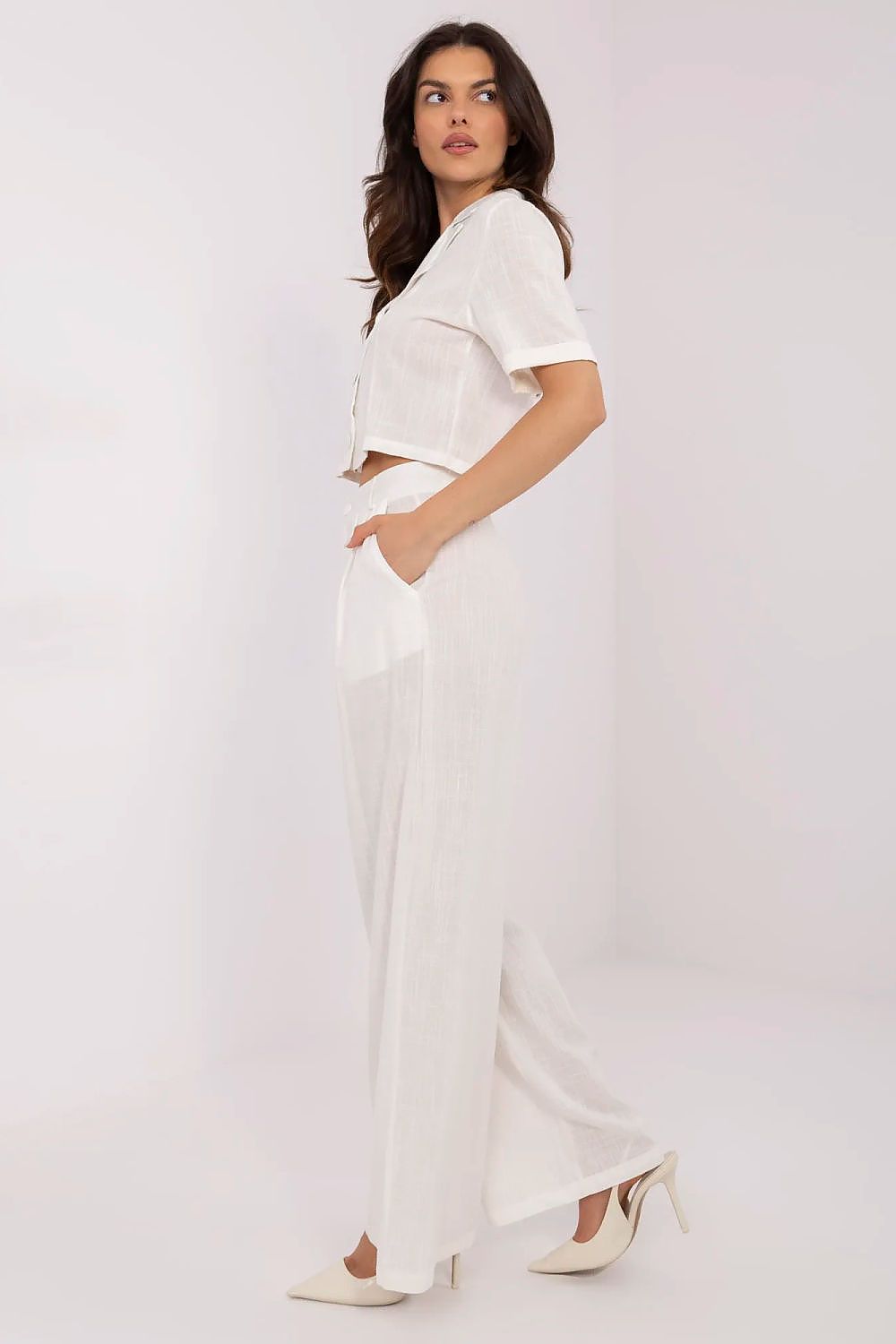 Chic short-sleeve shirt from the Linen Viscose Ladies' Casual Set, designed for comfort and breathability by NM.