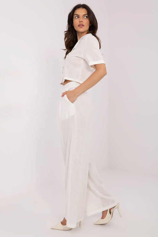 Chic short-sleeve shirt from the Linen Viscose Ladies' Casual Set, designed for comfort and breathability by NM.