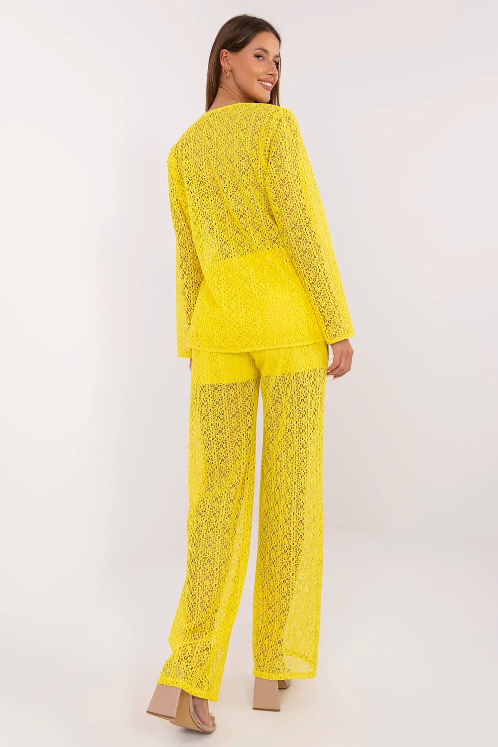 Stylish ensemble of the Lakerta women's cotton blend set, highlighting the relaxed fit and subtle elegance ideal for daily wear.