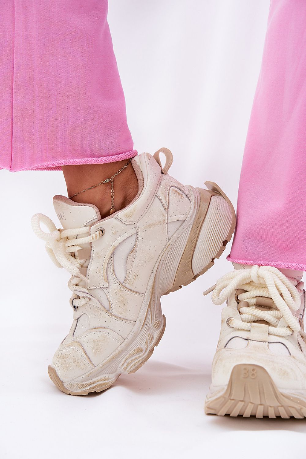 Luxurious women's sneakers by Step in Style featuring an eye-catching sequin detail on natural leather, designed for comfort and elegance.