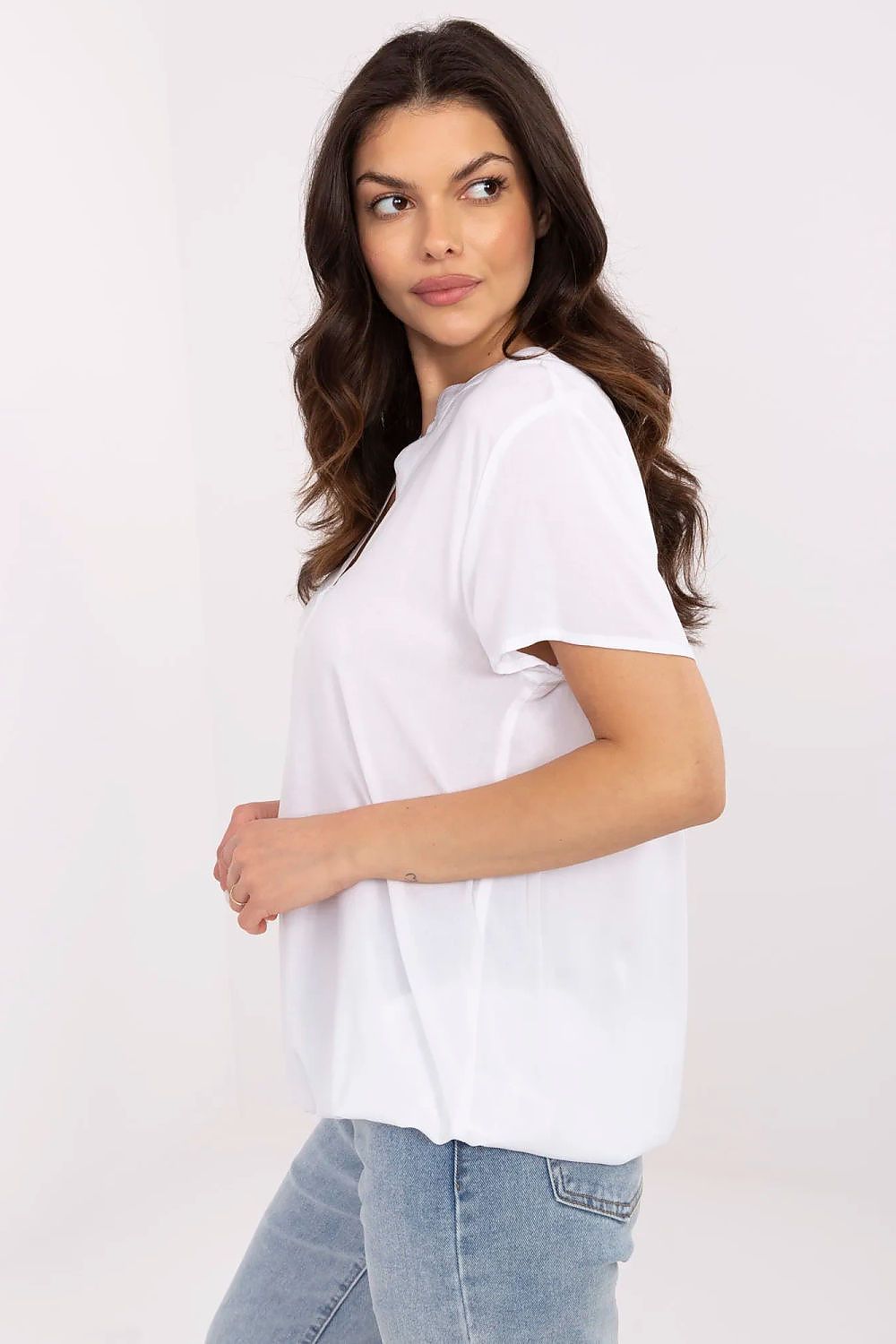 Elegant women's viscose blouse in a solid colour by Sublevel, designed for a chic casual style, ideal for pairing with jeans or skirts.