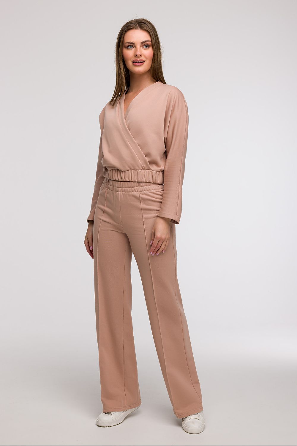 Chic BeWear women's sweatpants in a stylish wide leg design, crafted from a premium cotton blend.