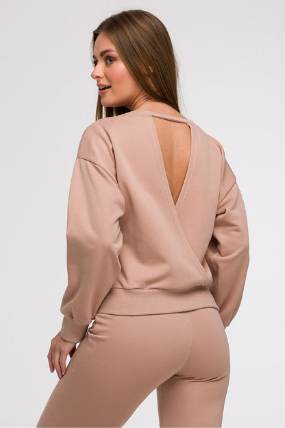 Fashionable BeWear oversized sweatshirt blouse available in various sizes, ideal for apple-shaped silhouettes and effortless style.