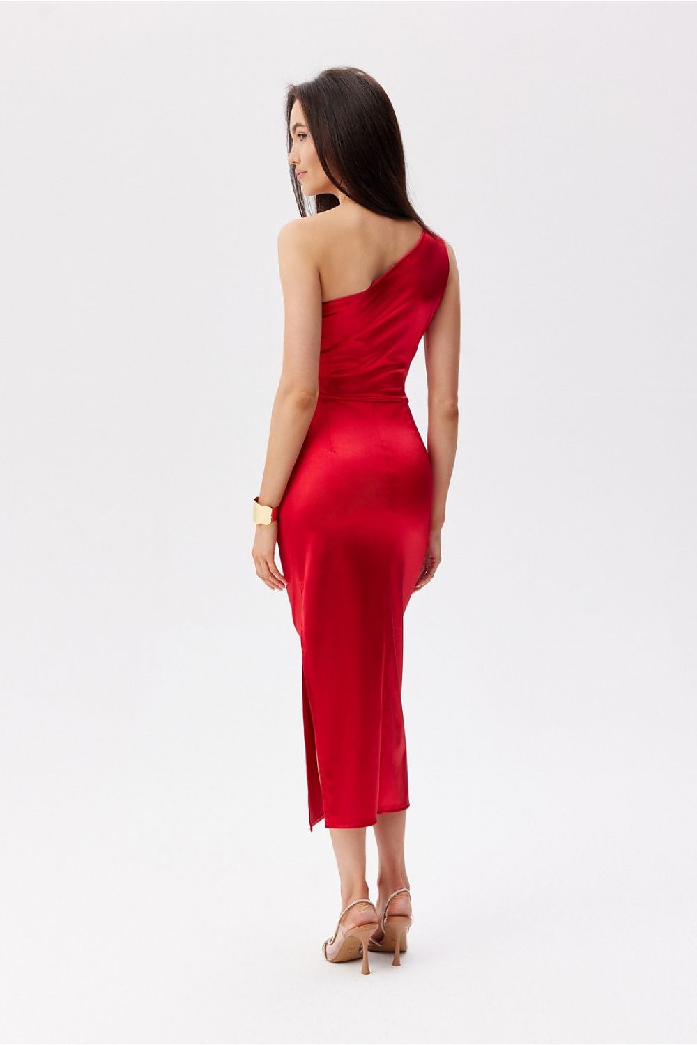 Roco Fashion's elegant midi dress on model, highlighting the beautiful silhouette and luxury style.