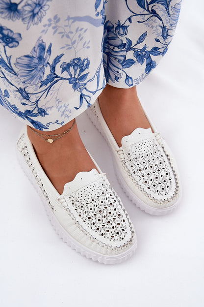 Stylish women’s platform moccasin shoes in natural leather by Step in Style, featuring a chic lace design, suitable for elegant spring wear.