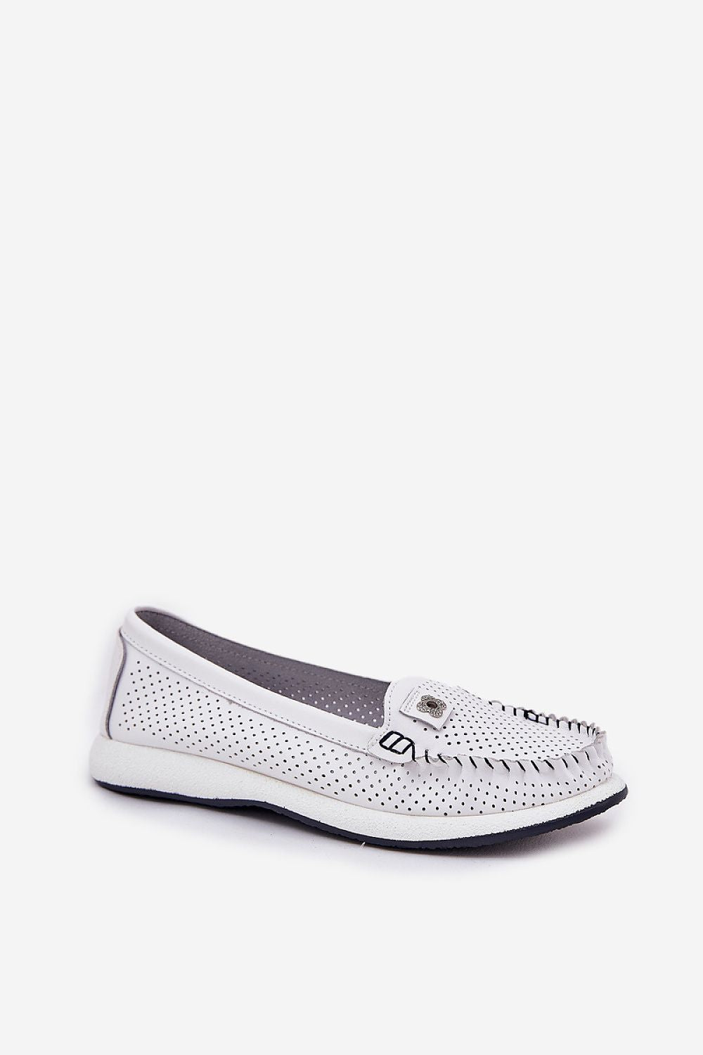 Chic and sophisticated women's Italian leather loafers by Step in Style, showcasing a charming flower accent, perfect for everyday elegance and comfort in sizes EU 36-41.