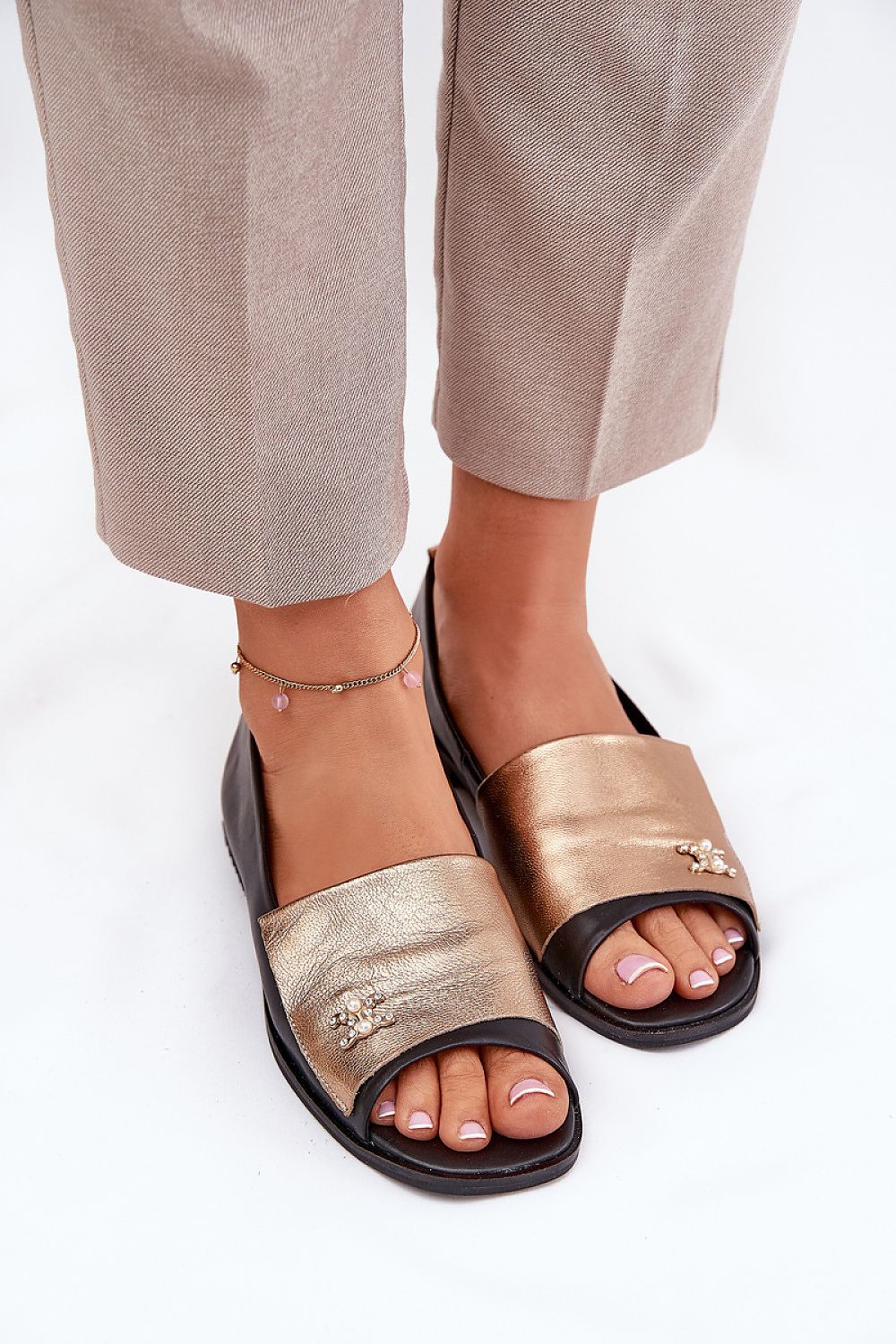 Elegant open-toe ballet flats by Step in Style, crafted from natural leather for comfort and sophistication.