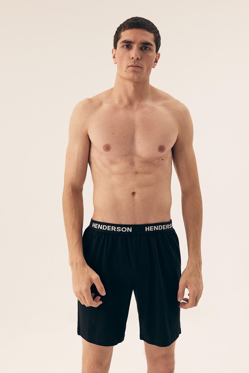 Elegant Henderson cotton shorts for men, showcasing a minimalist design and light fabric for effortless movement.