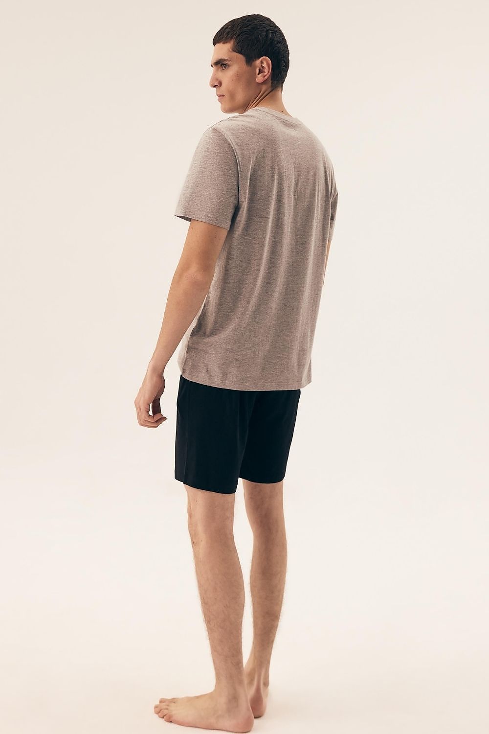 Designer Henderson shorts for men, crafted from 100% cotton, ideal for casual outings and relaxation at home.