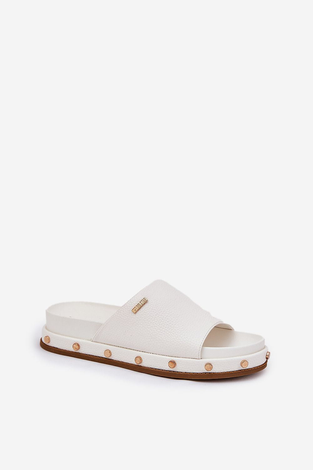 Trendy Big Star women's eco-leather flip-flops adorned with studs, featuring a comfortable 4 cm platform for stylish summer outings, available from Step in style.