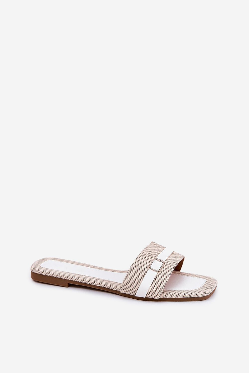 Luxury women's flip-flops by Step in style featuring a thin strap and buckle, designed for comfort and eco-friendliness, perfect for summer outfits.