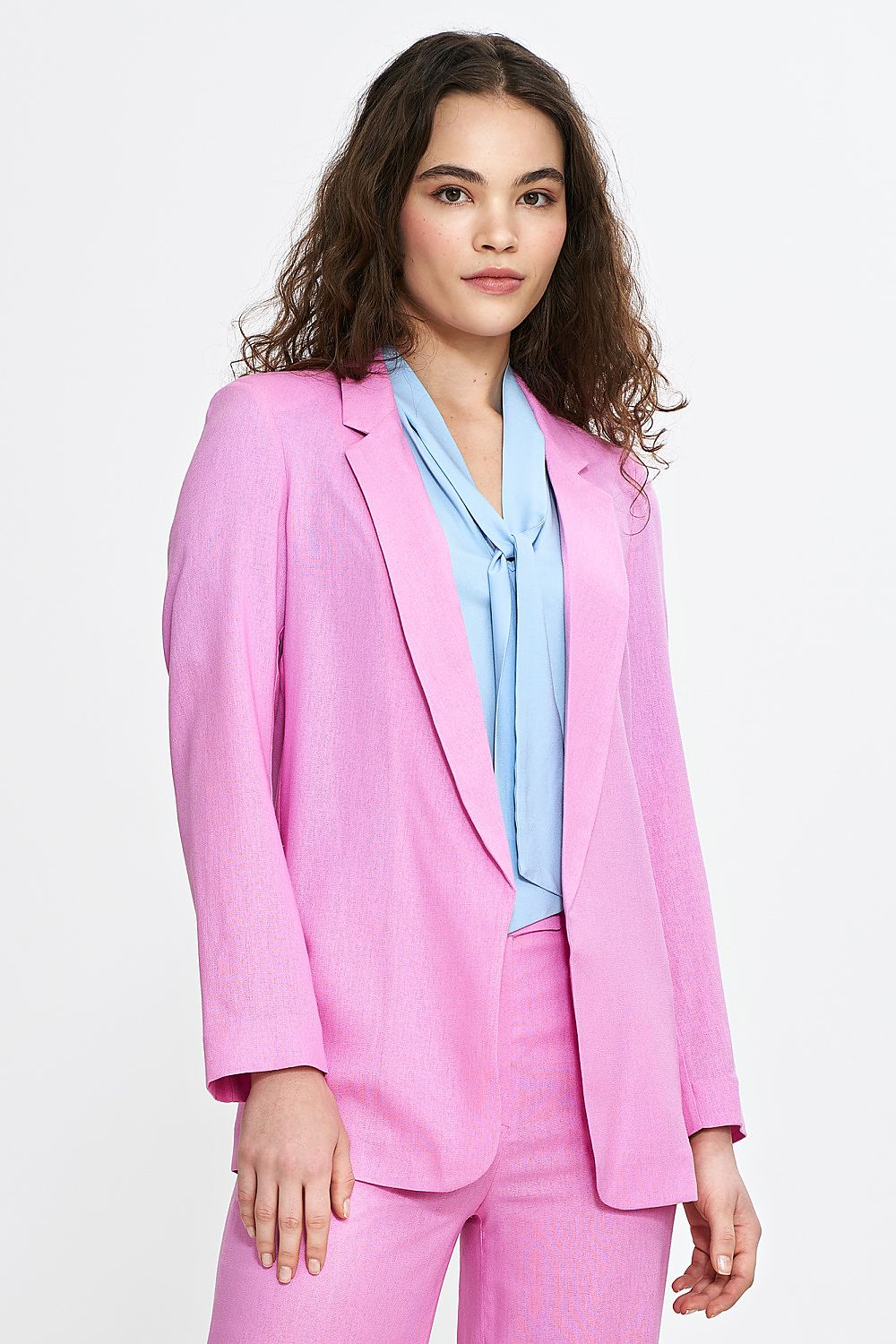 Elegant Women's Linen Texture Blazer by Nife, Regular Fit, Available in EU Sizes 36-42, Timeless Design for Casual and Formal Styling.