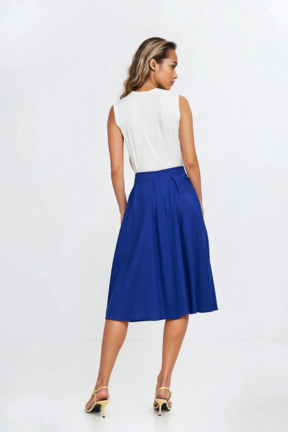 Elegant Nife luxury midi skirt crafted from linen-textured fabric featuring hidden side pockets and decorative pleats for a sophisticated silhouette.