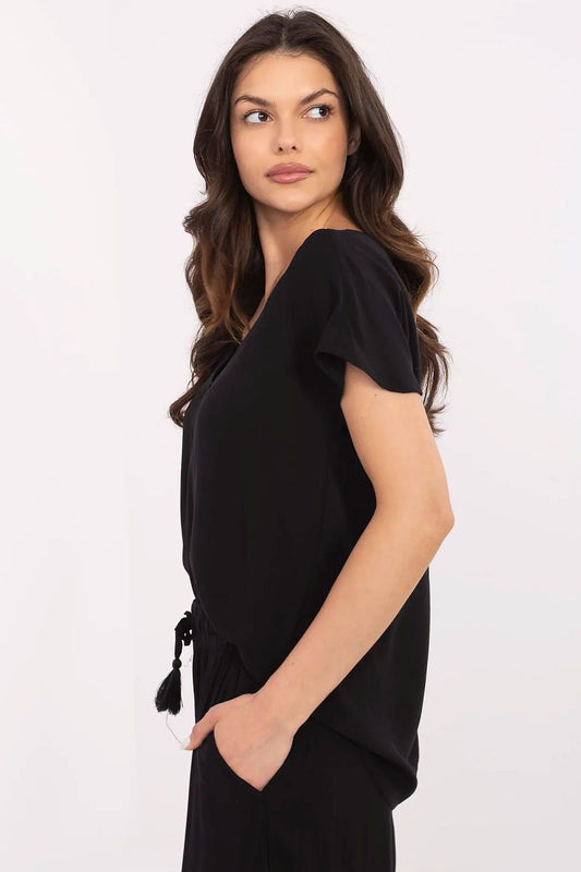 Elegant Sublevel viscose blouse in soft pastel colour, designed for comfort and style in sizes S-XXL.