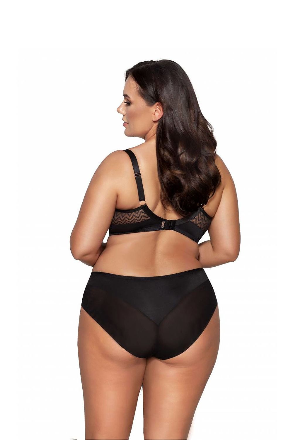 Comfortable Ava bra with cotton and spandex blend, providing excellent fit and support for larger sizes, enhancing natural beauty.