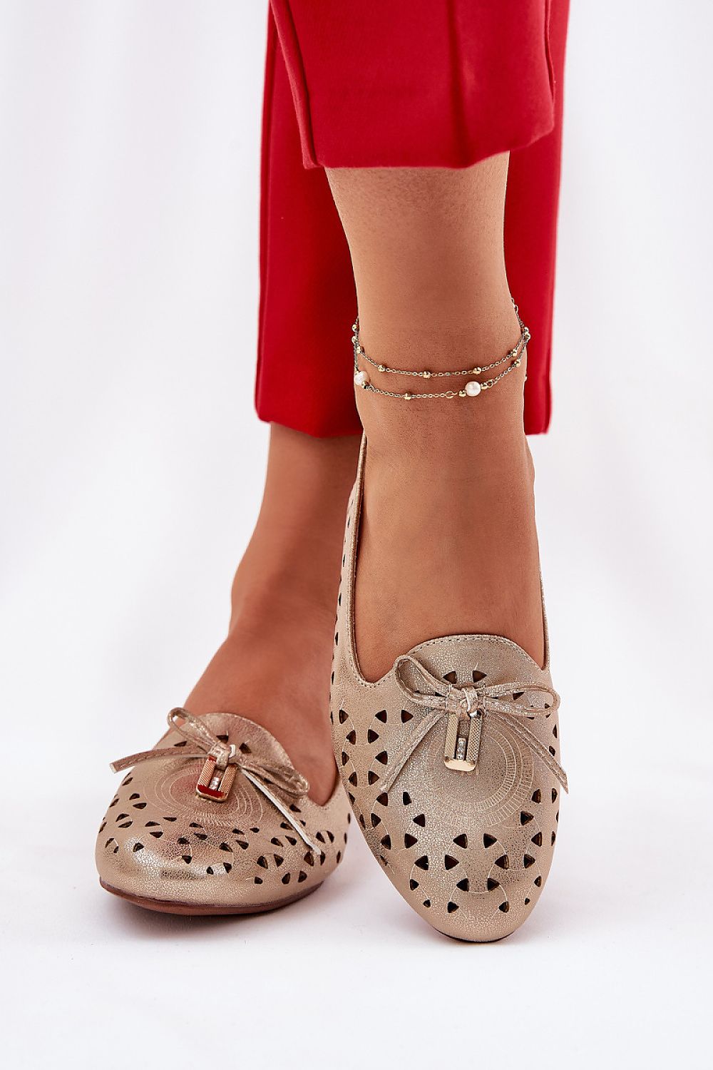 Elegant Jezzi Women's Eco-Suede Ballet Flats With Bow, featuring a subtle bow design, 2.5cm flat heel, and available in sizes EU 36-41, by Step in Style.