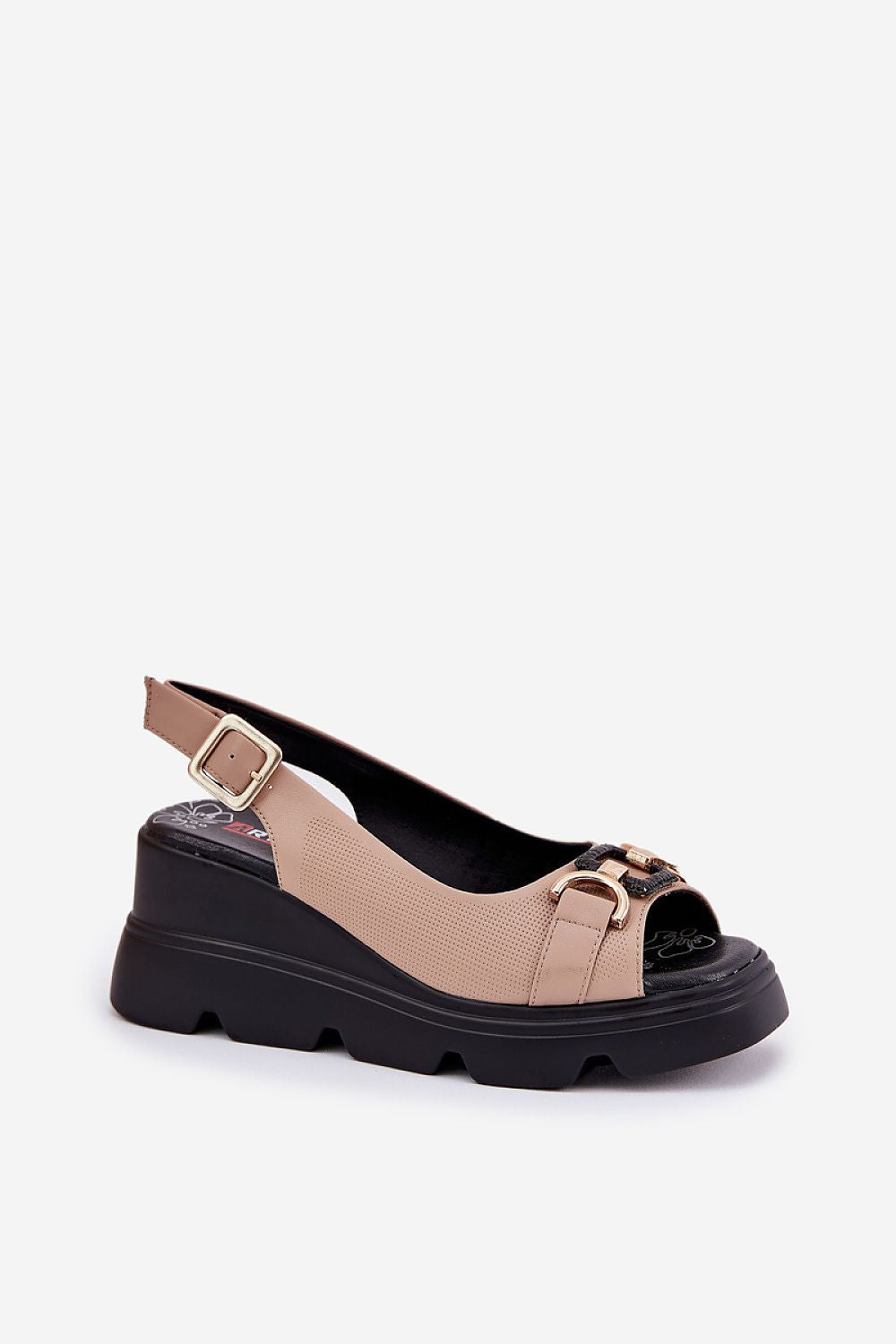 Versatile women's sandals crafted from high-quality natural leather by Step in style, perfectly combining elegance and all-day comfort.