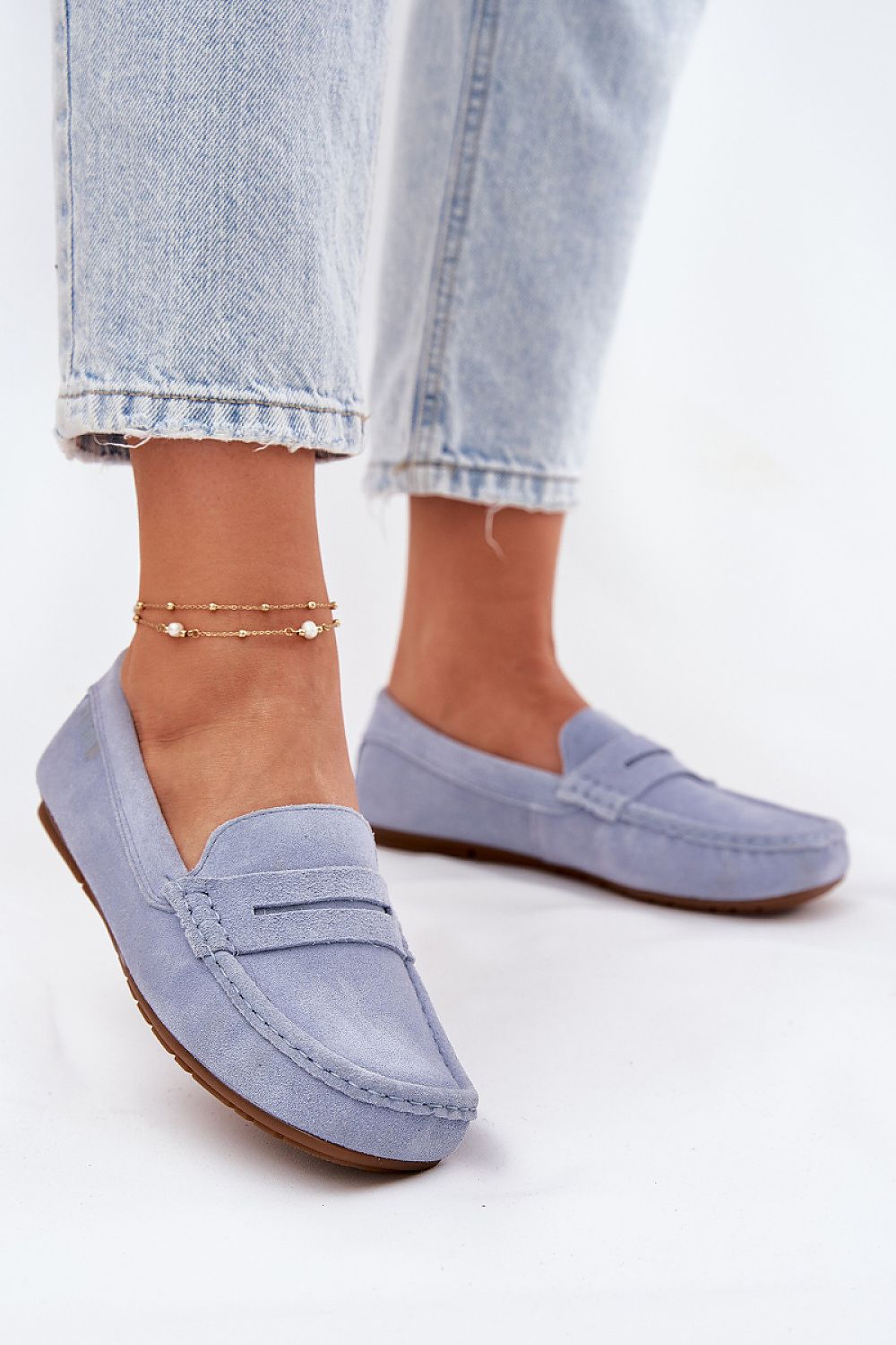 Step in Style luxury women's loafers display, highlighting available EU sizes 36-41 with plush leather footbed for all-day wear.
