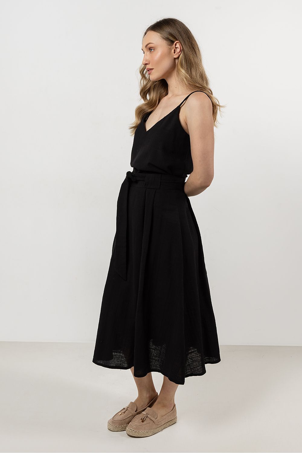 Close-up of the breathable fabric of an Awama cotton top, highlighting its luxurious softness and comfort.