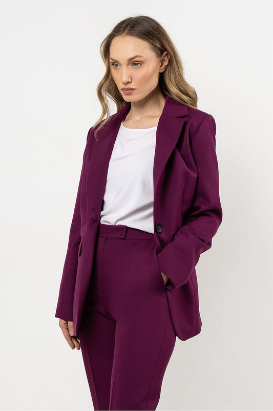 Elegant fitted women's blazer by Awama, featuring a classic single-button closure and a tailored silhouette, perfect for formal occasions.