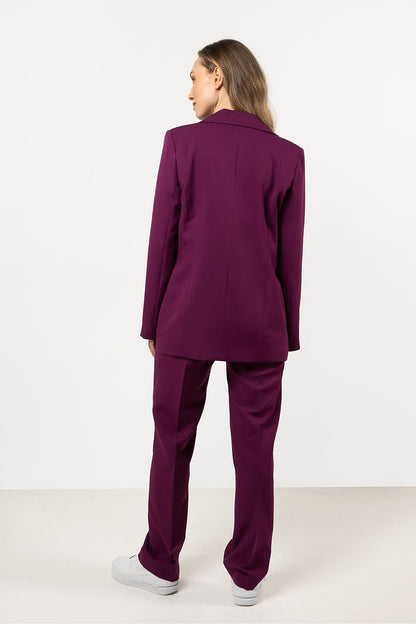 Sophisticated Awama women's trousers, crafted in luxurious polyester with a straight leg silhouette, ideal for office and elegant events.