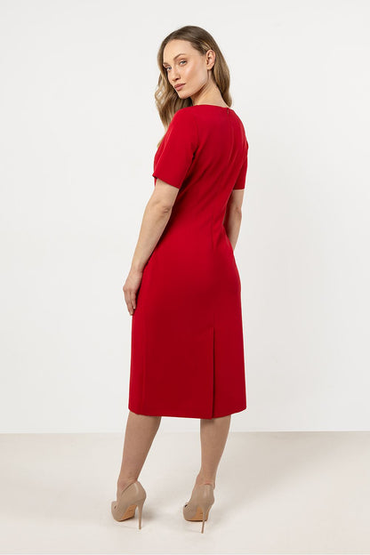 Close-up of the luxurious fabric of Awama's elegant daydress, showcasing a refined silhouette with sophisticated detailing.