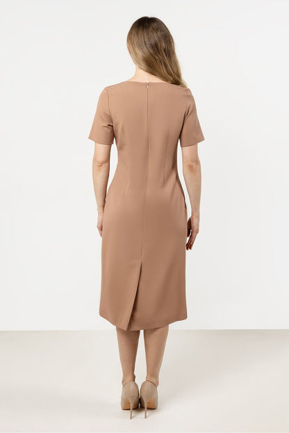 Awama elegant daydress in various sizes from S to XL, embodying luxury and style for every woman's wardrobe.