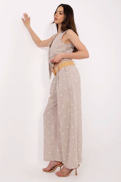 Close-up of the luxurious V-Neck Vest with decorative embroidery from Italy Moda's elegant women's 2-piece set.