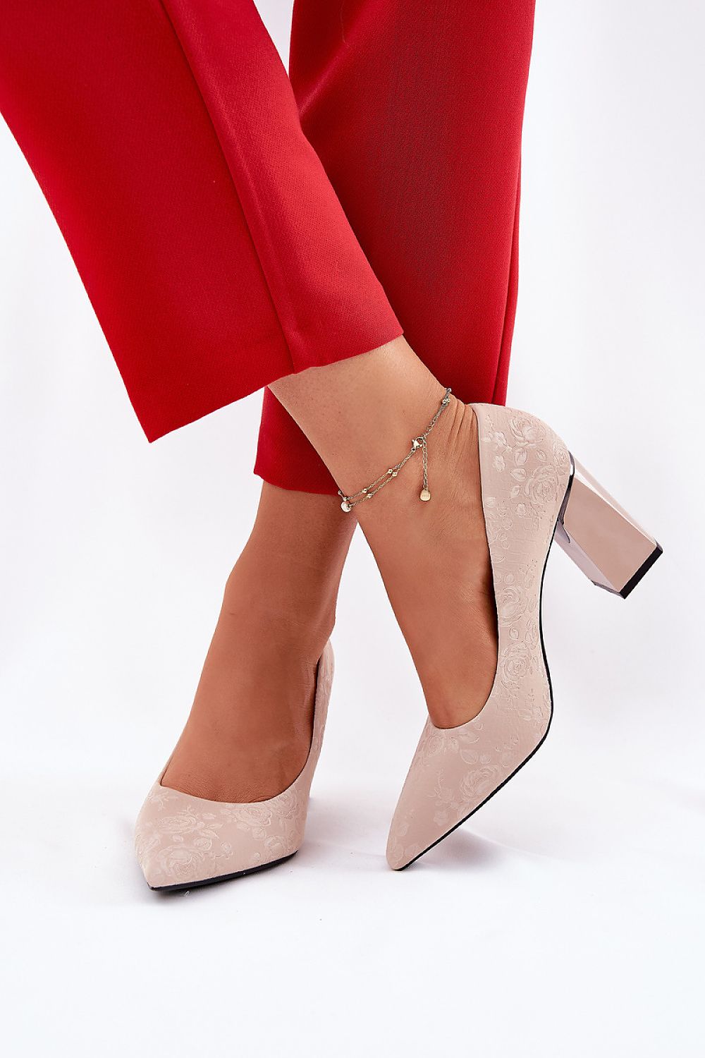Stylish pointed toe Vinceza Block Heel Pumps for Women, featuring a comfortable natural leather footbed, offered by Step in Style in EU sizes 36-40.