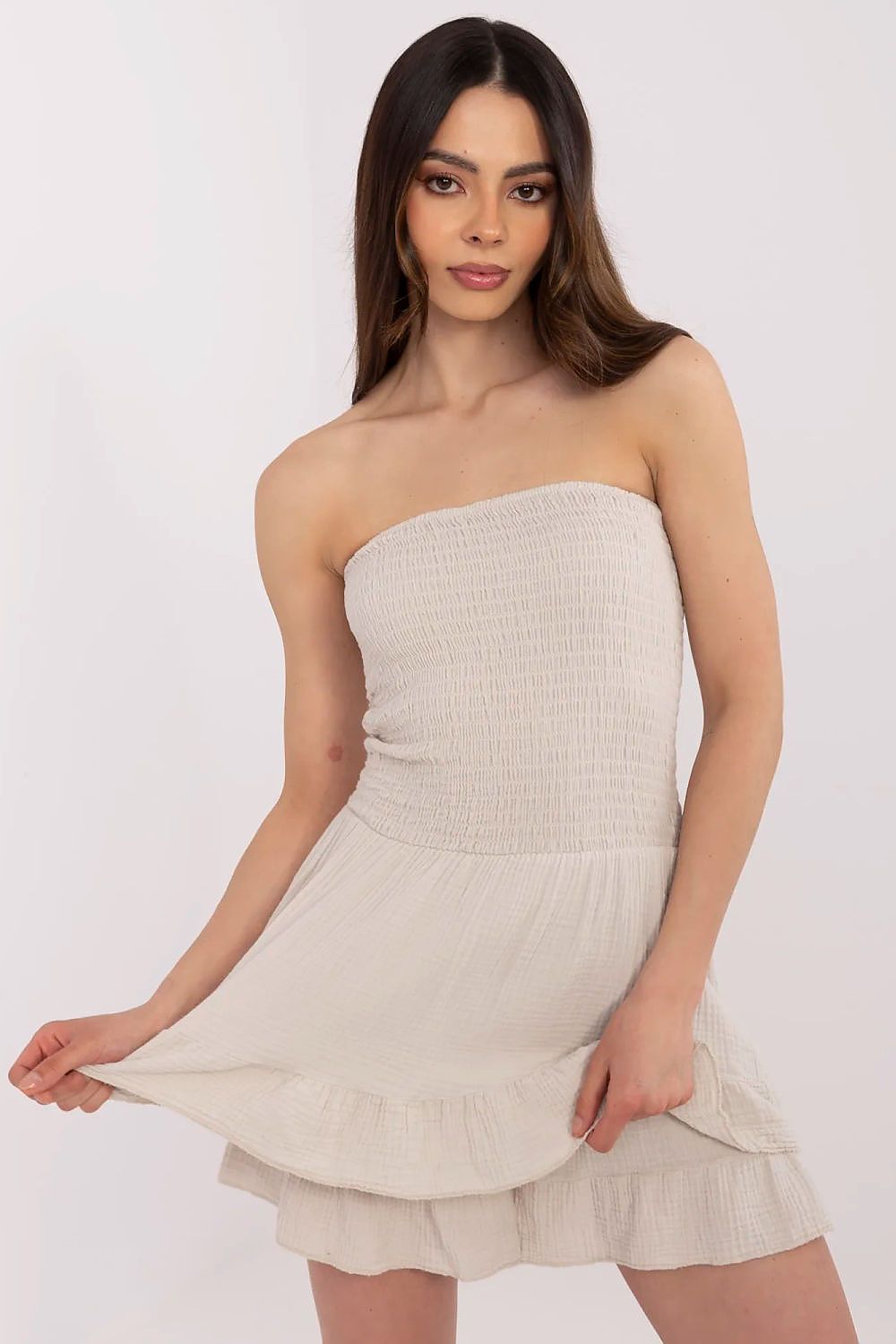 Luxury sleeveless jumpsuit by Italy Moda, made from 100% cotton, adorned with subtle ruches for an elegant summer look.