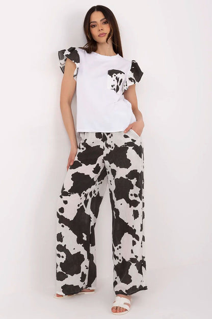 Elegant Italy Moda women's set featuring a stylish ruffled sleeve blouse and high-waisted wide-leg pants, perfect for sophisticated casual outings, crafted for comfort and fashion.