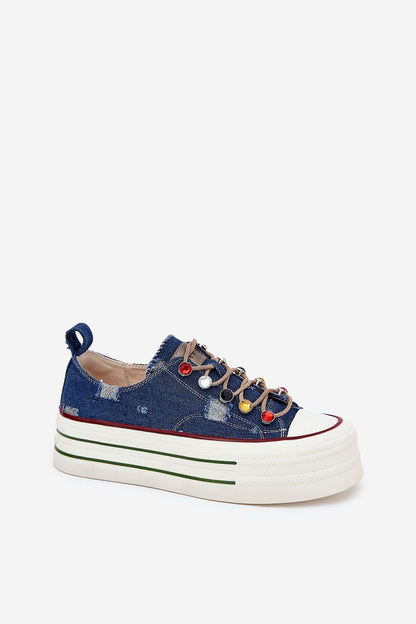 Close-up view of Step in Style's luxurious women's GOE sneakers, highlighting the soft removable insole and textured textile material for a fashionable look.