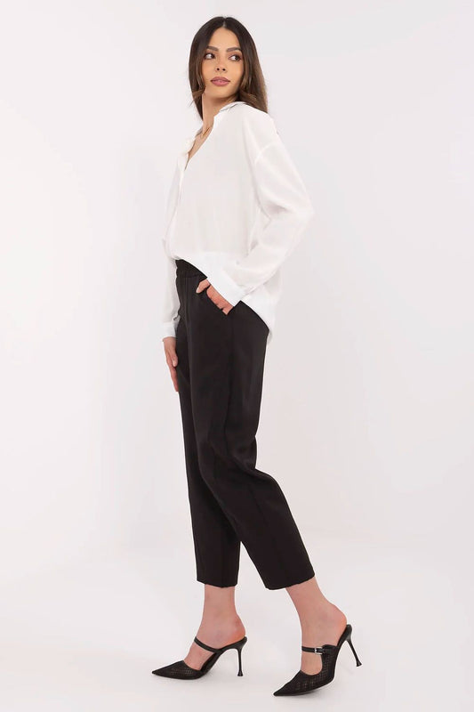 Close-up view of Och Bella elegant women's cigarette trousers, showcasing high-quality polyester and elastane blend, ideal for both formal and casual occasions.