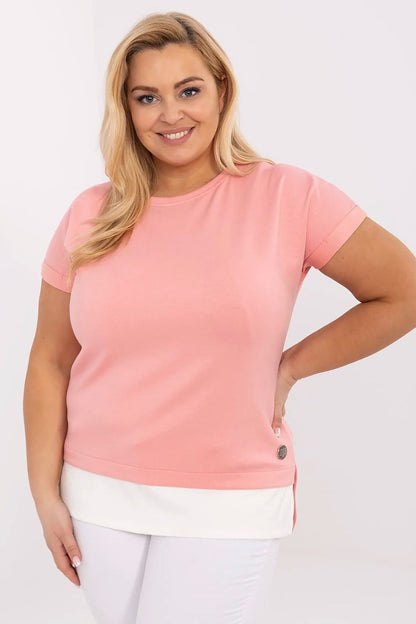 Elegant plus size blouse from Relevance, featuring a soft viscose blend for ultimate comfort and a modern slimming fit.