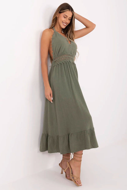 Feminine V-neck detail and delicate lace trim of the Italy Moda Flared Boho Midi Dress, ideal for casual summer events.