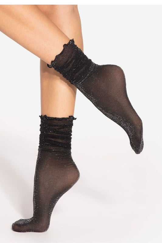 Gatta 30 DEN Luxury High Socks for Women featuring stylish metallic thread, ideal for adding elegance to any outfit.