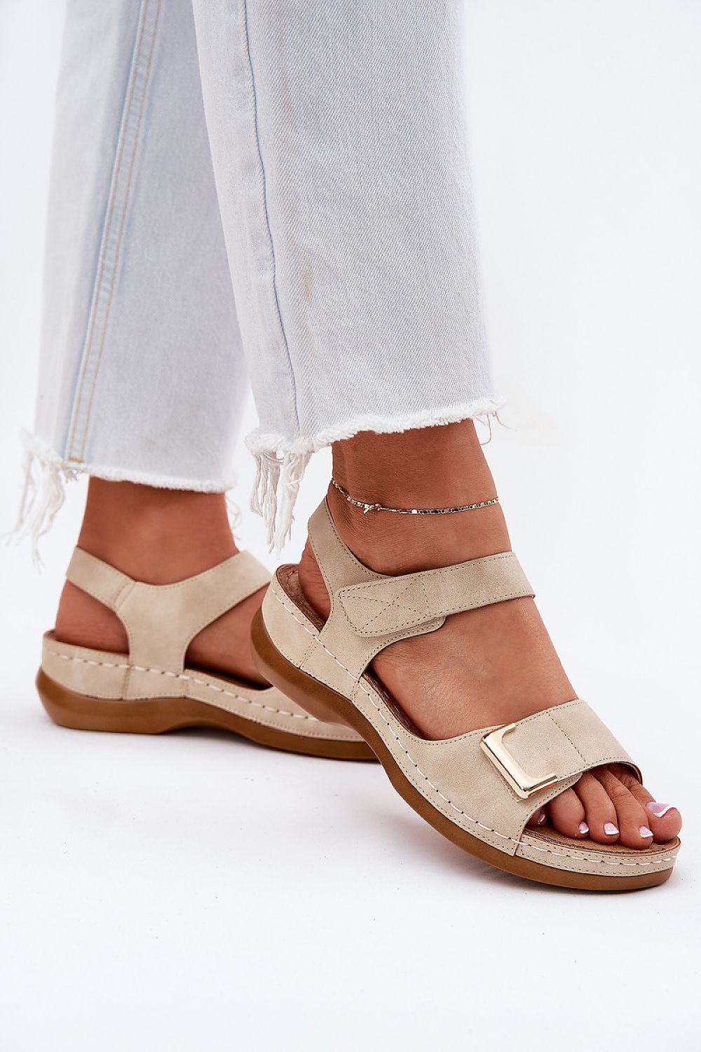 Chic and stylish women's sandals made of eco-friendly leather by Step in Style, designed with a comfort footbed and 5 cm heel for a luxurious summer look.
