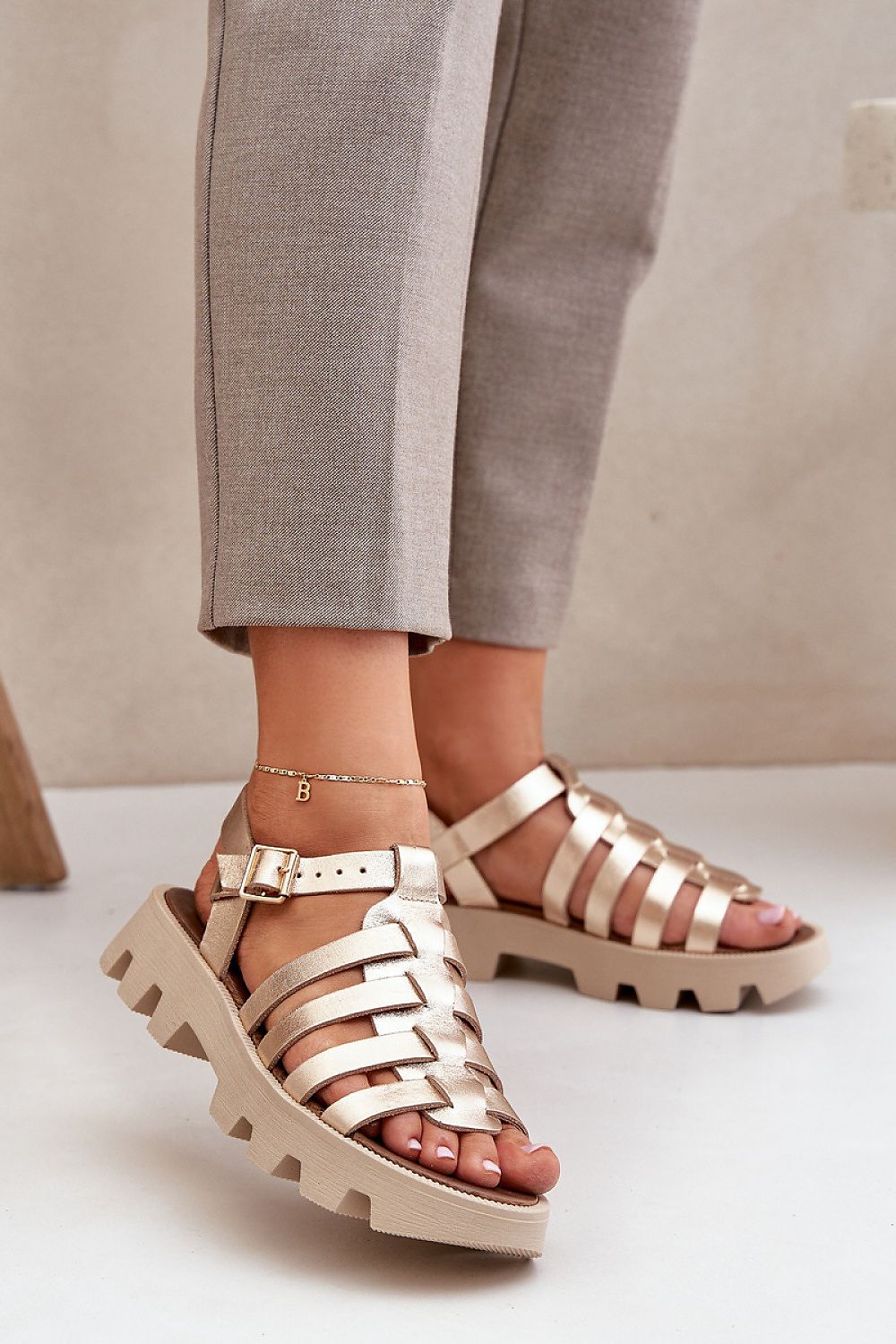 Step in Style premium women's leather sandals showcasing adjustable fit and 3 cm height platform for comfort and sophistication.