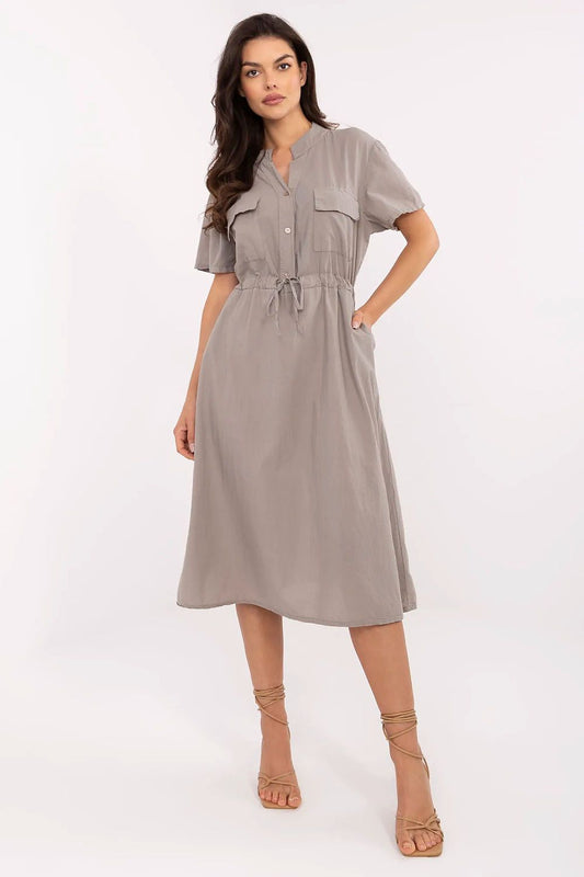 Elegant midi summer dress by Italy Moda featuring a sweetheart neckline and decorative pockets, crafted from 100% breathable cotton for luxurious comfort.