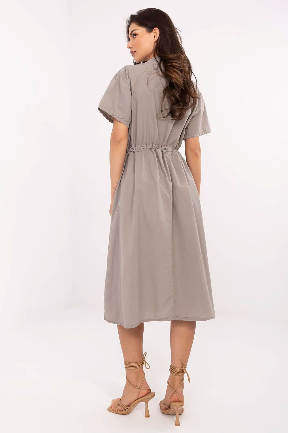 Sophisticated Italy Moda summer dress in a chic midi length, made of soft cotton with short sleeves and an accentuating tie at the waist, perfect for casual outings.