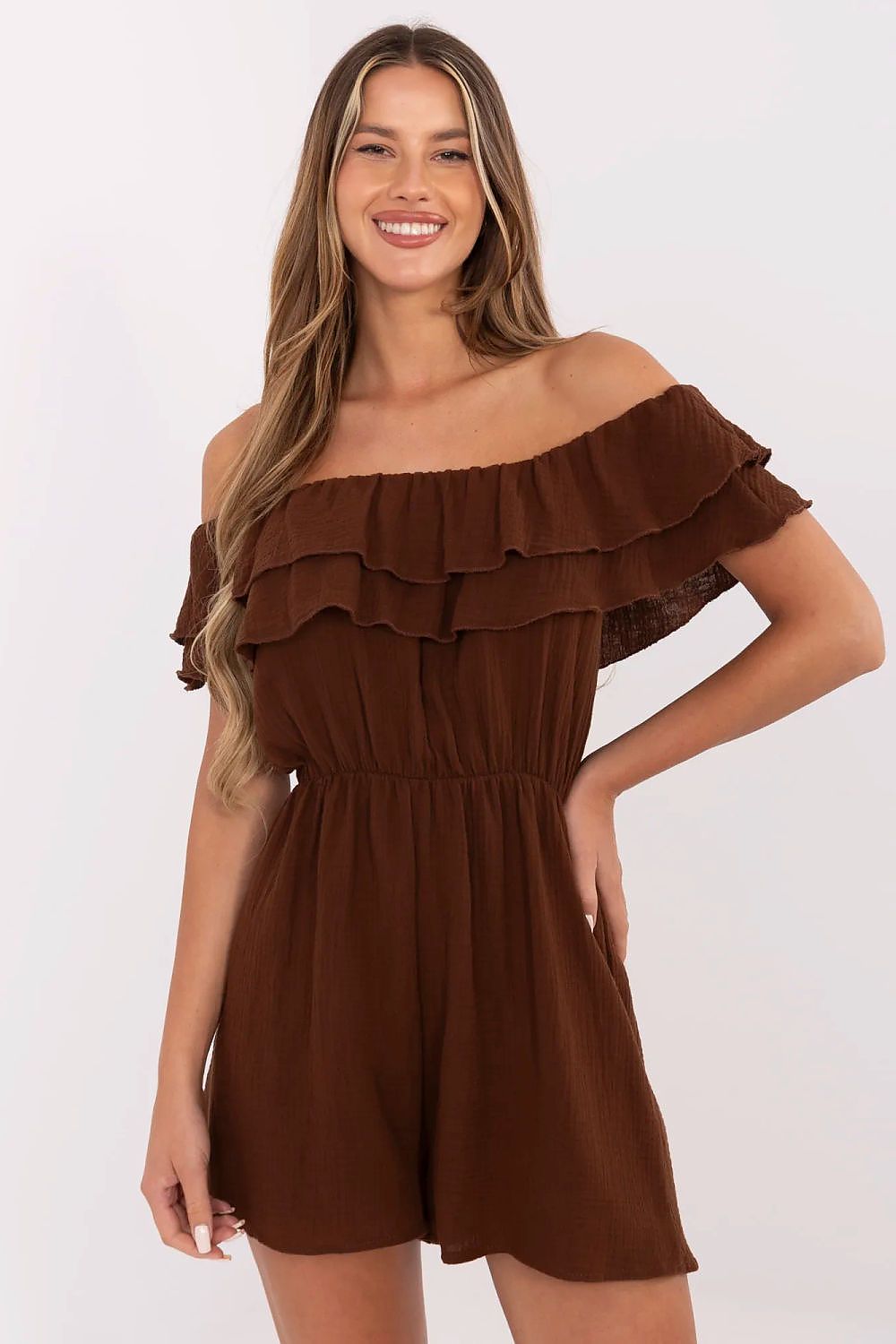 Feminine off-the-shoulder jumpsuit by Italy Moda, designed for effortless summer styling with an elastic waist for a perfect fit.