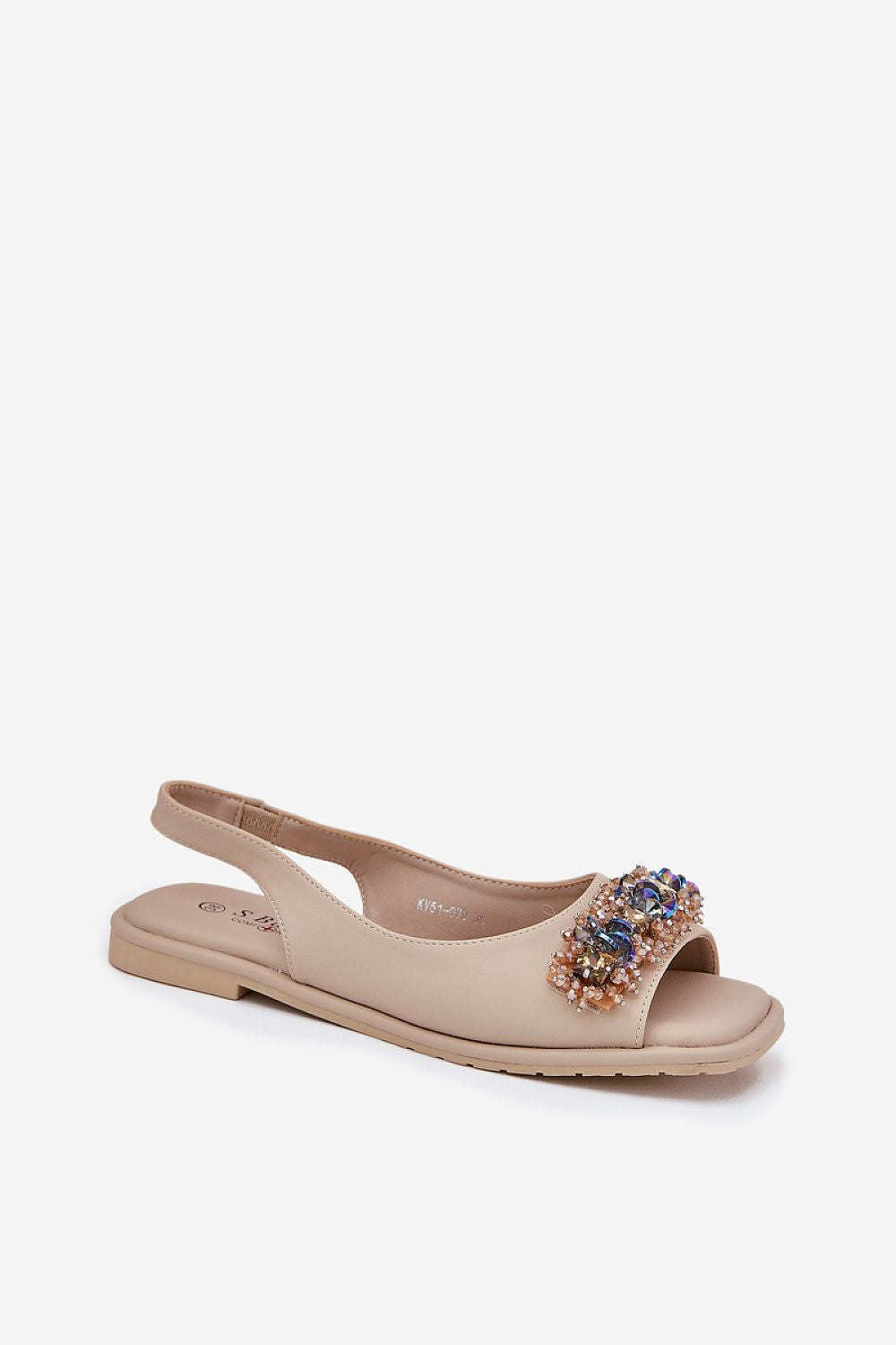 Step in Style sophisticated women's sandals featuring a stylish design in eco leather and sparkling crystals, ideal for warm weather.