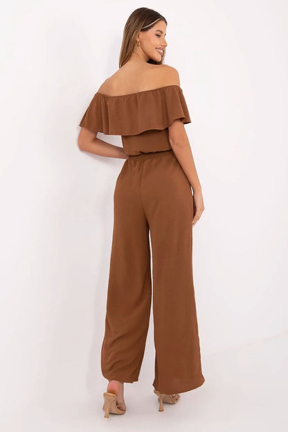 Italy Moda sleeveless jumpsuit featuring elegantly falling legs and functional side pockets, tailored for sophistication and ease.