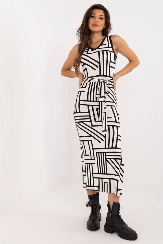 Elegant midi pencil dress by Lakerta featuring a sweetheart neckline and chic geometric pattern, perfect for everyday occasions.