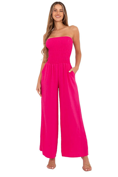 Chic Italy Moda jumpsuit crafted from 100% viscose, offering a relaxed fit and contemporary aesthetic for everyday wear.