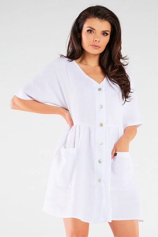 Elegant Casual Daydress Infinite You in classic shirt style for women, showcasing sophisticated design for sizes S/M and L/XL.
