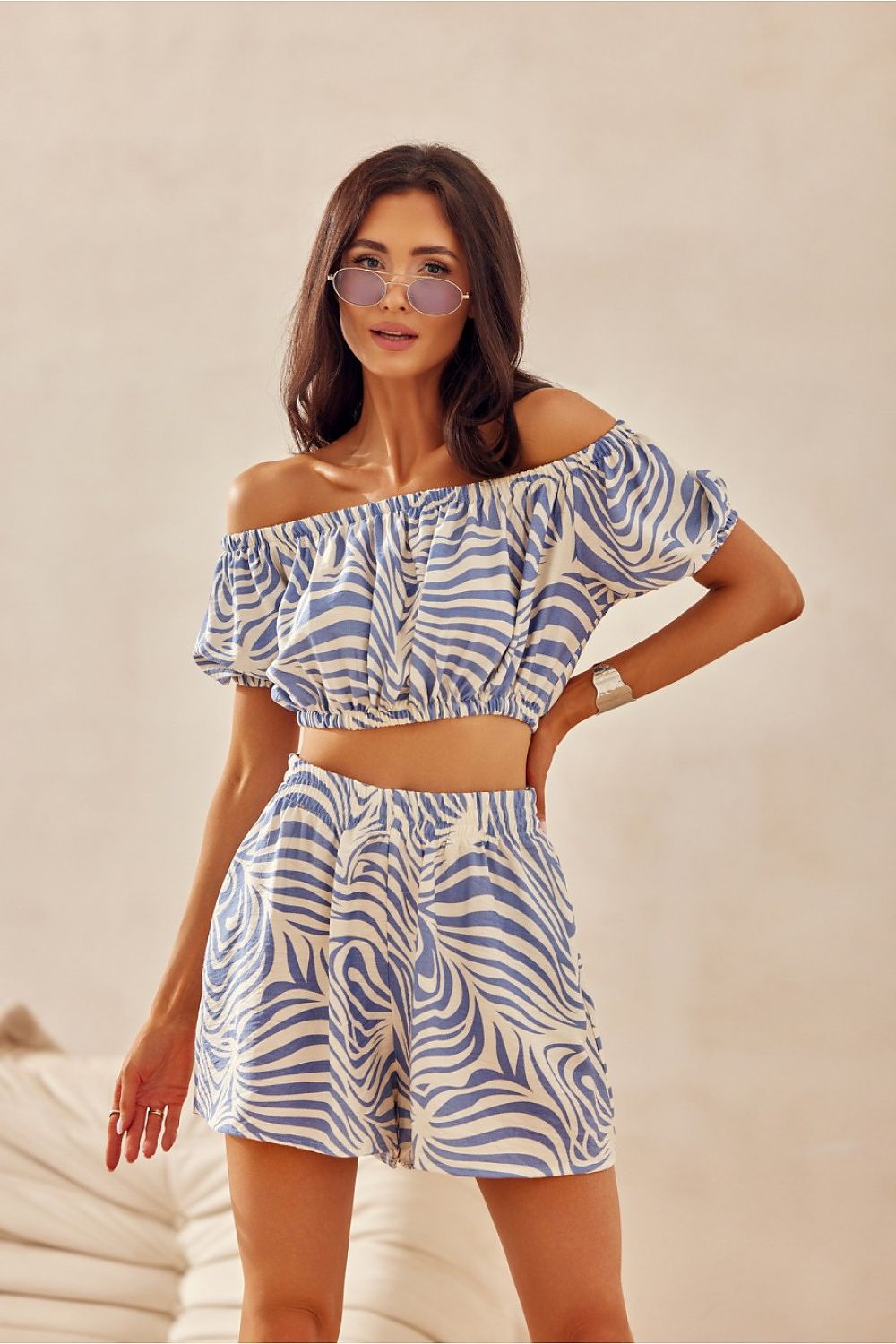 Close-up of Roco Fashion Ilaria Animal Print Shorts, highlighting the exquisite fabric blend and fashionable wide-leg silhouette.