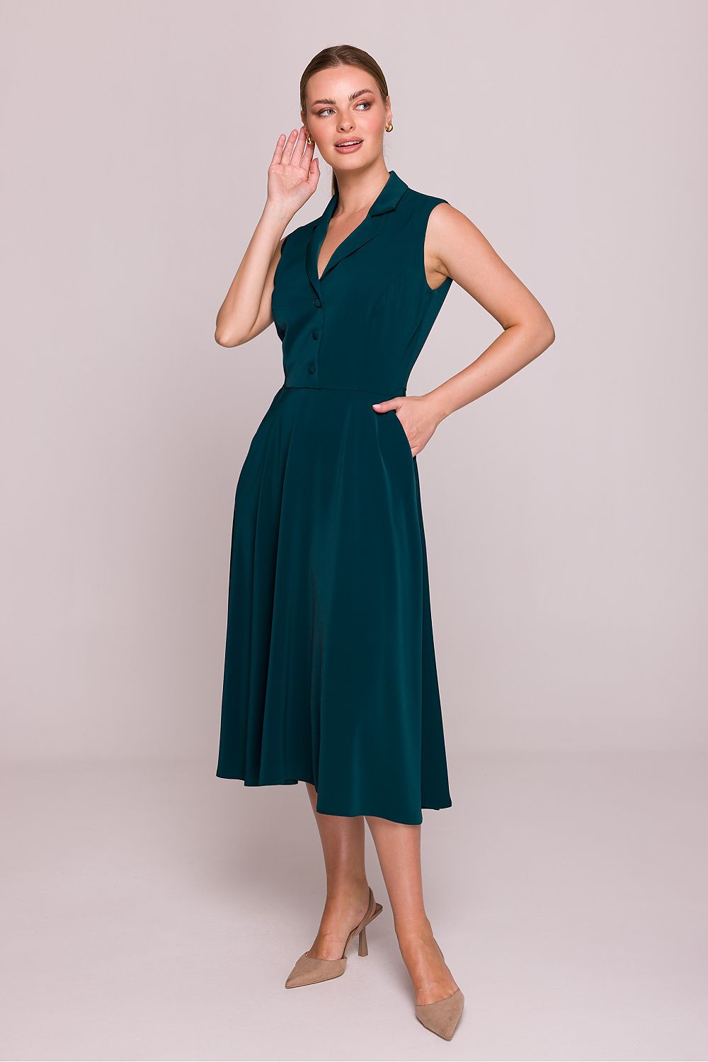 Stylove elegant midi cocktail dress showcasing a fitted top and flared bottom, designed for a luxurious silhouette. Perfect for special occasions.