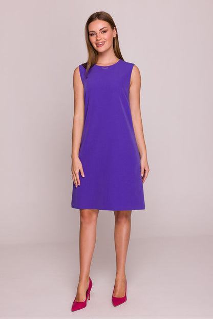 Stylove satin daydress in versatile fit, worn elegantly to emphasise movement and feminine style, suitable for any occasion.